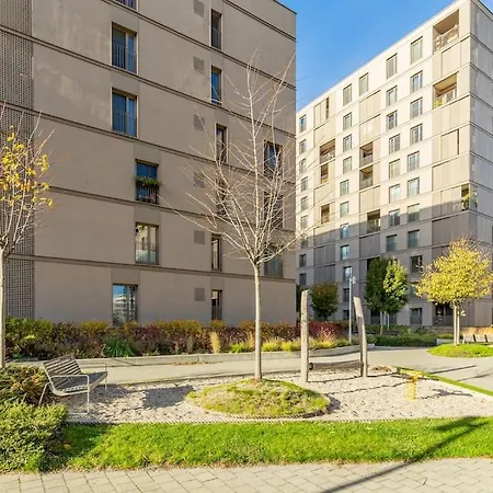 Slovakia Skyline Retreat At Racianska Apartmán Bratislava